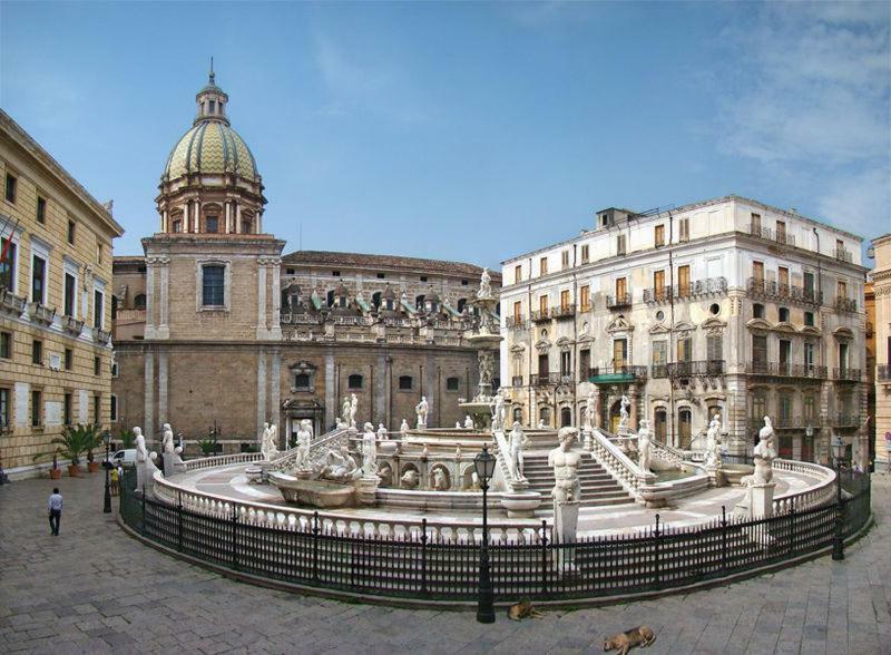 Casa Tea: Nel Cuore Del Centro Storico Palermo Eksteriør bilde